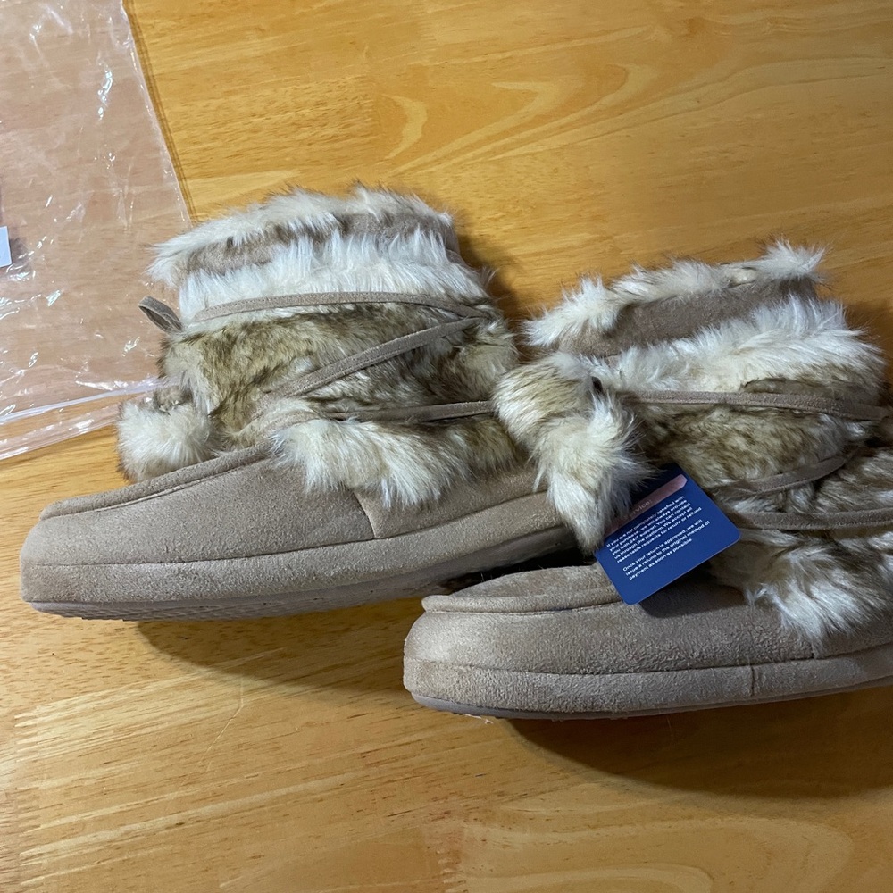 Cozy Tan Faux Fur Women's Shoes